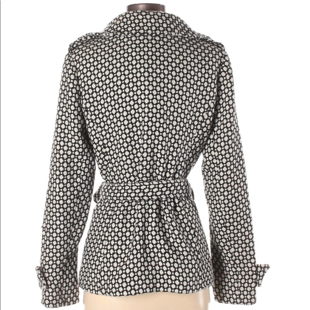 Black And White Patterned Short Jacket - image 7